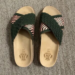 NWOT Green & Pink Magical Rocus Sandals